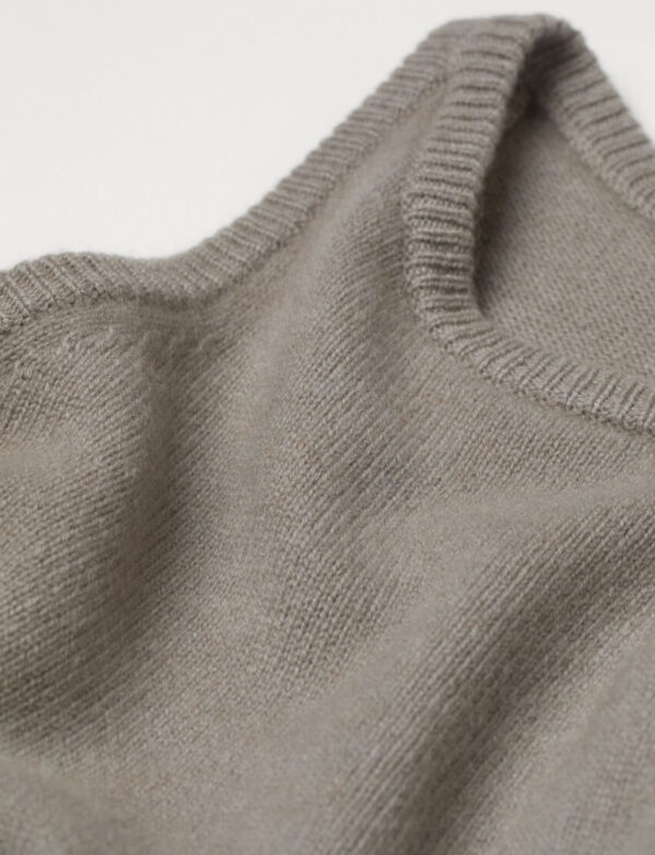 product fashion 11 a 2 Cashmere Sweater